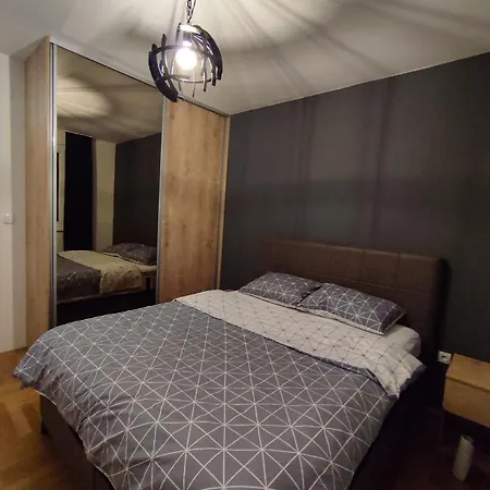 Apartman 62, Istocno - Lukavica Apartman
