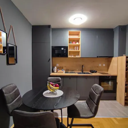 Apartman Apartman 62, Istocno - Lukavica